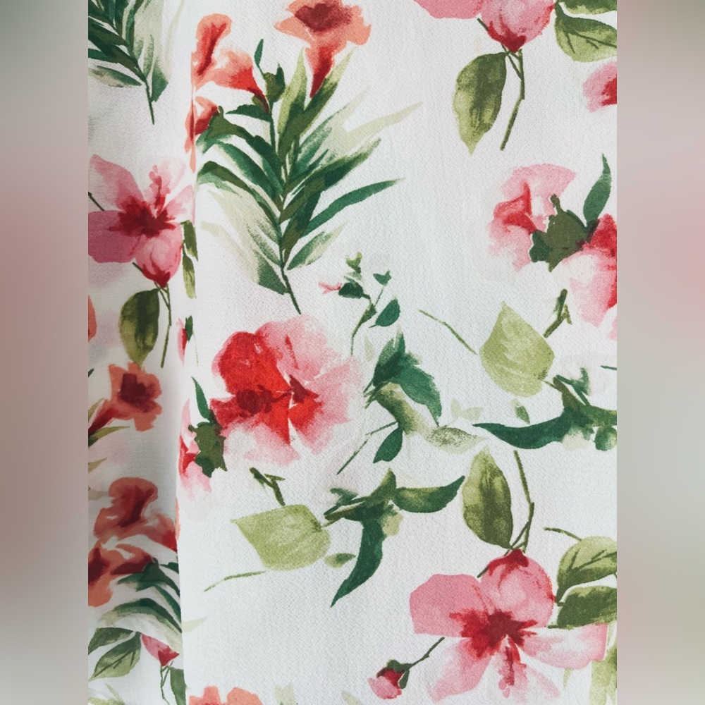 EUC Cure Floral Top with Pink, Peach & Green Accents with 3/4” Sleeves, Size XL - Picture 4 of 11